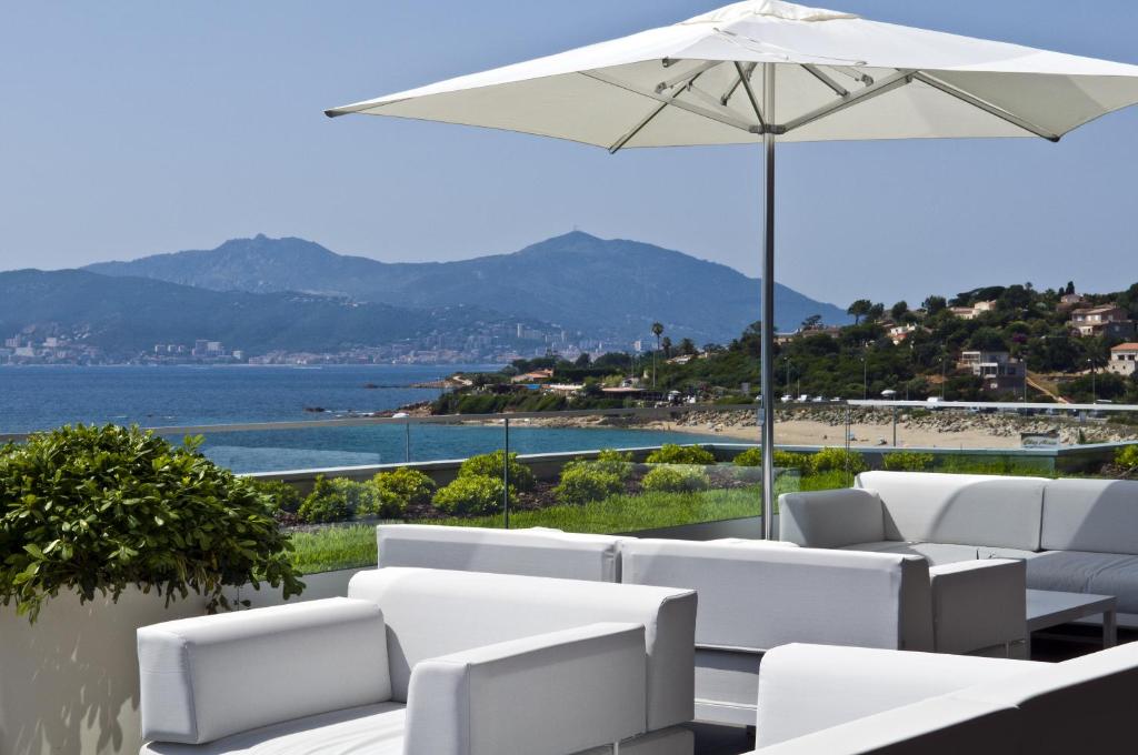 Radisson Blu Resort & Spa Ajaccio Bay 4*