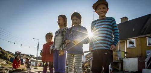 ChildrenAtSisimiut