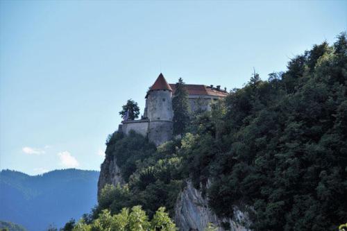 szlovénia vár