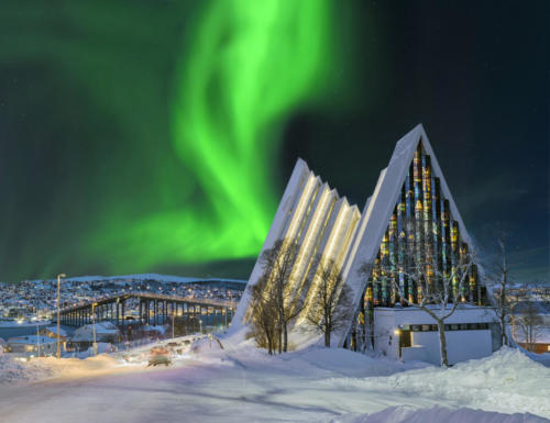 Norwegen Tromso Eismeerkathedrale Nordlicht