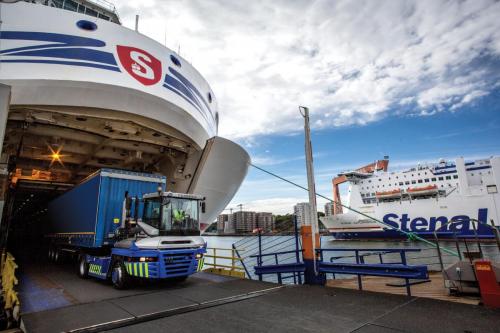 Unload Stena Scandinavica